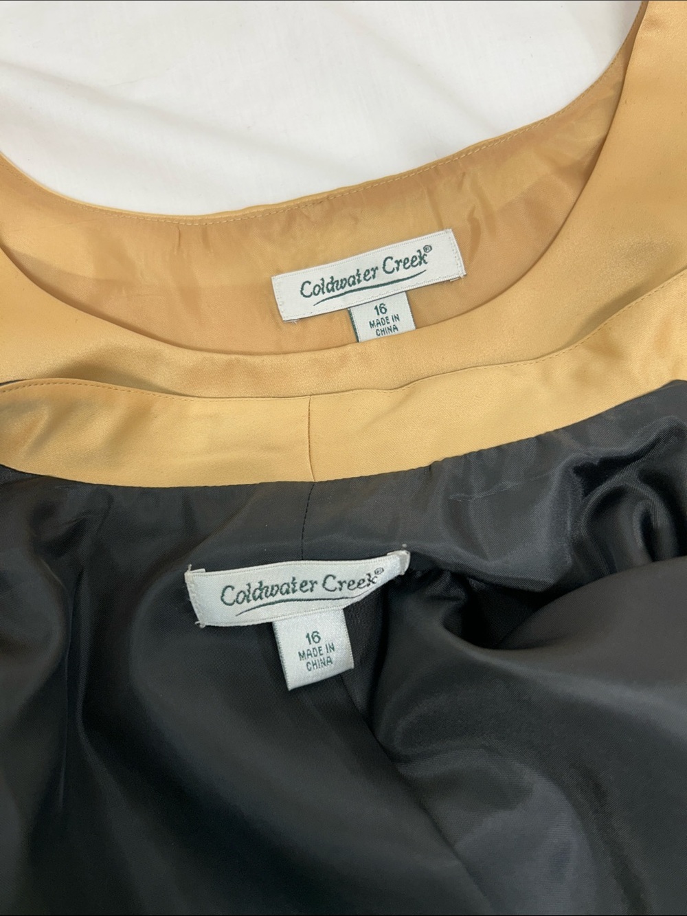 Coldwater Creek Black Jacket with Gold Beaded Embroidery & Matching Top Size 16 - Picture 9 of 12
